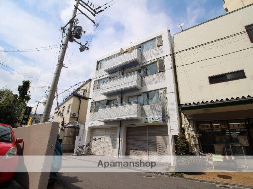 大阪府枚方市御殿山町 4階建