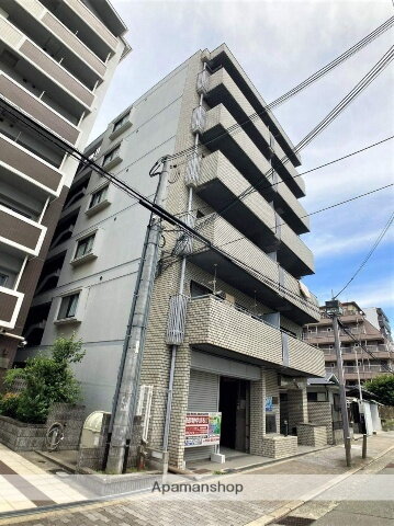 新大阪パークランド 6階建