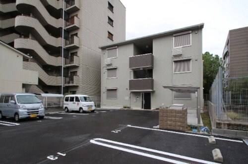 グランシャリオ長吉 3階建