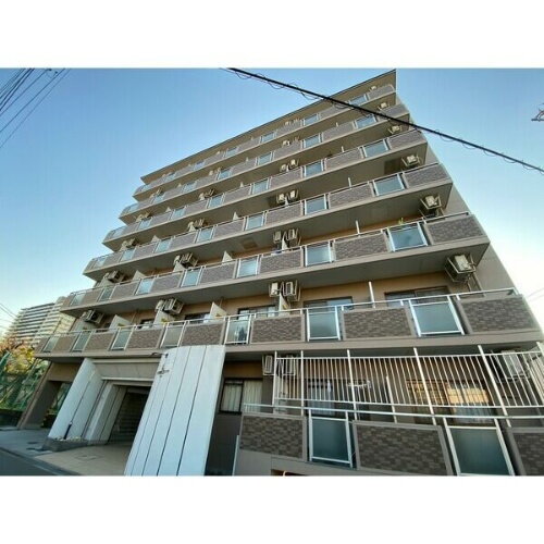 おおきに北梅田サニーアパートメント 7階建