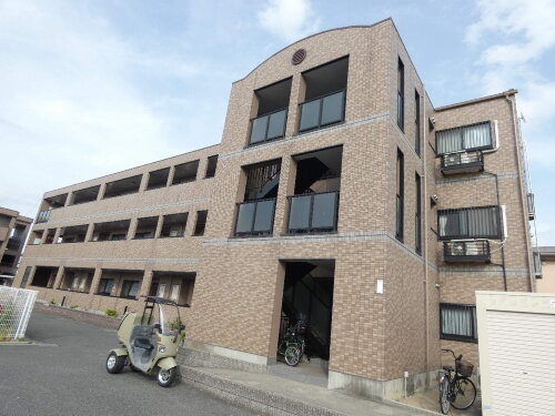 大阪府和泉市尾井町１丁目 賃貸マンション