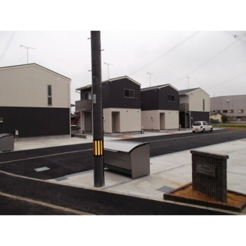 大阪府和泉市寺門町１丁目 賃貸一戸建て