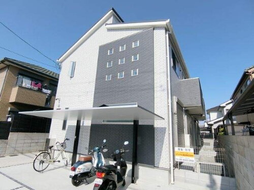 大阪府堺市西区上野芝町５丁 賃貸アパート