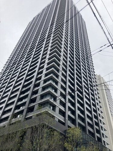 大阪府大阪市中央区安土町２丁目 賃貸マンション