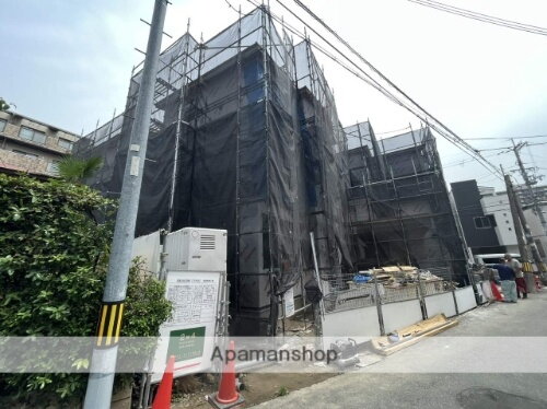 大阪府大阪市淀川区三国本町３丁目 3階建 築3年2ヶ月