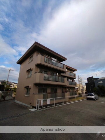 兵庫県西宮市西平町 3階建 築47年1ヶ月