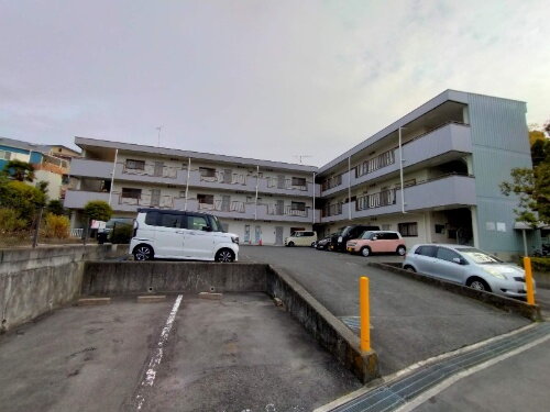 大阪府枚方市翠香園町 賃貸マンション