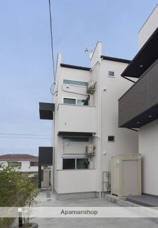 兵庫県尼崎市御園３丁目 賃貸アパート