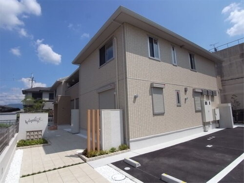 奈良県奈良市四条大路２丁目 賃貸アパート