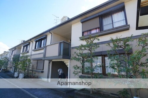 奈良県奈良市四条大路３丁目 賃貸アパート