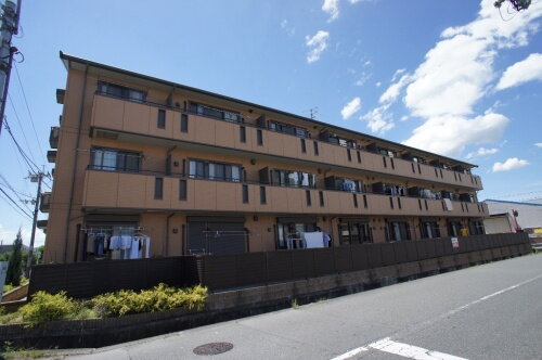奈良県奈良市西九条町２丁目 3階建 築17年1ヶ月