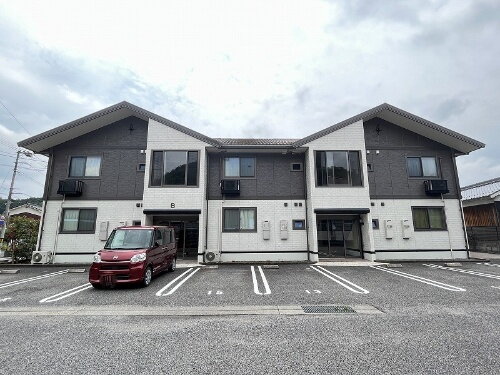 鳥取県鳥取市岩倉 賃貸アパート