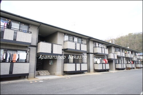 コニファーガーデン　３棟