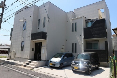 Ｇｒａｎｄｔｉｃ　奥田本町 2階建