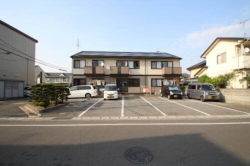 岡山県岡山市中区関 賃貸アパート