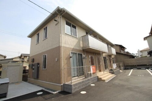 岡山県岡山市南区万倍 テラスハウス