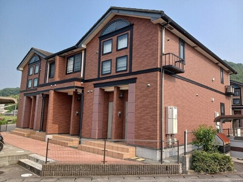 岡山県岡山市中区沢田 賃貸アパート