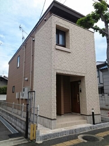 岡山県岡山市北区舟橋町 賃貸アパート