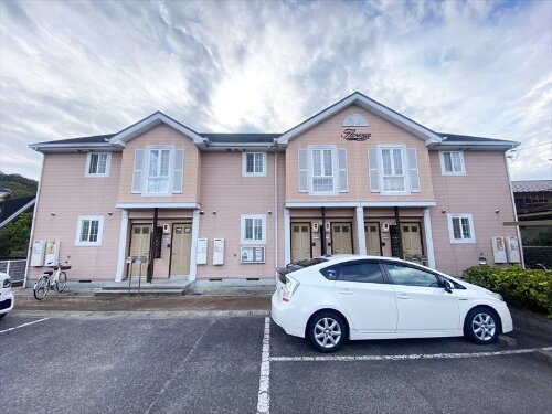 岡山県井原市七日市町 賃貸アパート