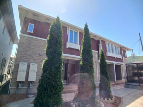 岡山県井原市高屋町２丁目 賃貸アパート