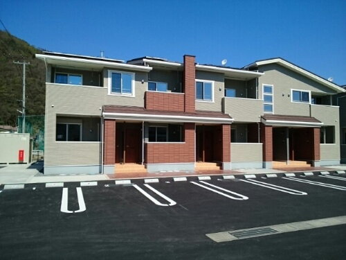 岡山県井原市笹賀町２丁目 賃貸アパート