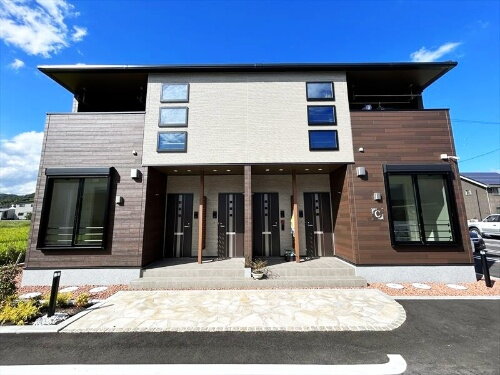 岡山県井原市西江原町 賃貸アパート