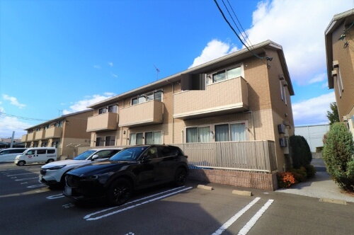 岡山県岡山市北区下中野 テラスハウス