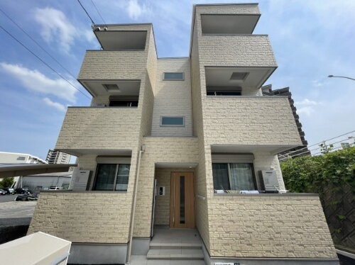 岡山県岡山市北区津島笹が瀬 3階建 築1年5ヶ月