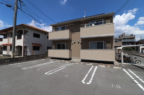 岡山県岡山市南区泉田５丁目 賃貸アパート