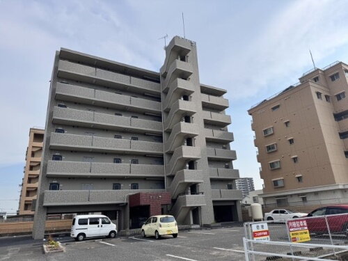 岡山県岡山市北区今４丁目 賃貸マンション