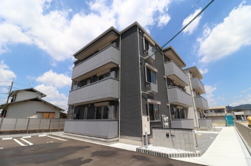 岡山県岡山市中区高屋 賃貸アパート