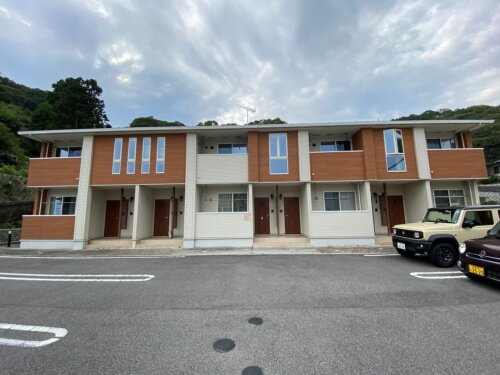 広島県呉市警固屋９丁目 賃貸アパート