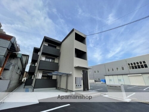 広島県廿日市市串戸１丁目 築3年2ヶ月 3階建