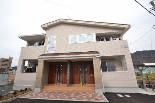 広島県広島市安佐北区上深川町 賃貸アパート