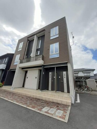 広島県安芸郡府中町本町３丁目 賃貸アパート