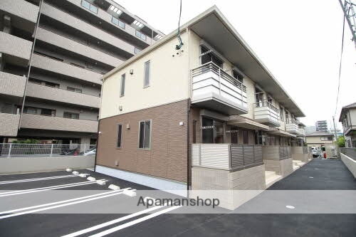 広島県広島市佐伯区五日市中央１丁目 築7年8ヶ月 2階建