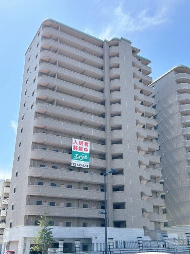 広島県広島市中区西白島町 15階建 築1年未満