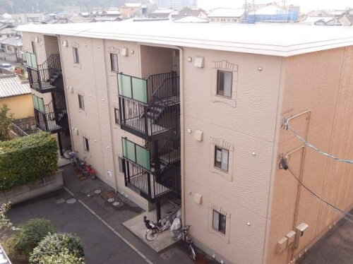 広島県広島市佐伯区海老園２丁目 築39年12ヶ月 3階建