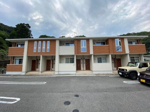 広島県呉市警固屋９丁目 賃貸アパート