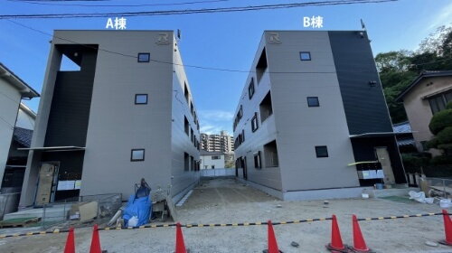 広島県広島市西区竜王町 3階建