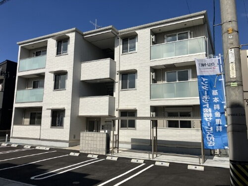 広島県福山市桜馬場町 賃貸アパート