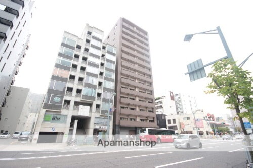 広島県広島市中区富士見町 14階建