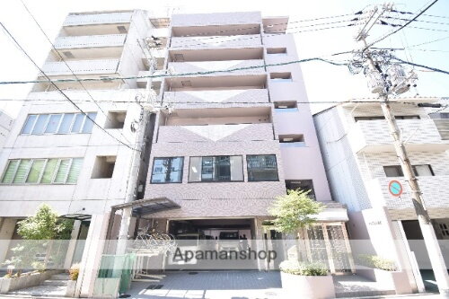 アンフェル宝町 6階建