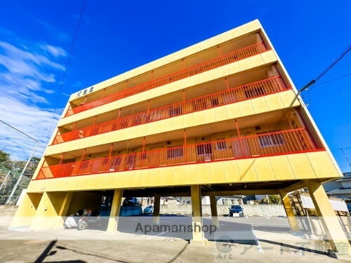 愛媛県東温市見奈良 4階建 築35年8ヶ月