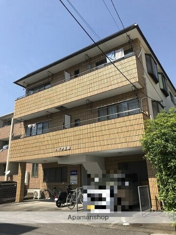 高知県高知市百石町３丁目 3階建