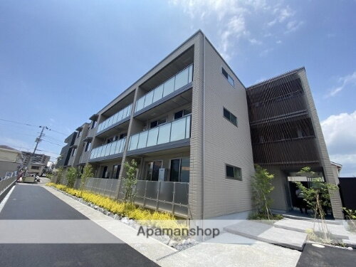 高知県高知市高須２丁目 3階建 築2年1ヶ月