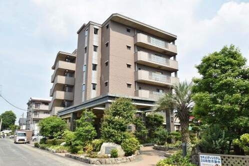 ヒールキャッスル二日市 6階建