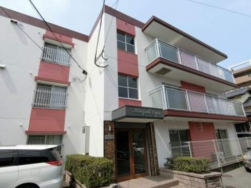 福岡県福岡市南区塩原１丁目 3階建 築42年9ヶ月