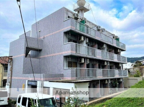 福岡県福岡市東区松香台１丁目 4階建