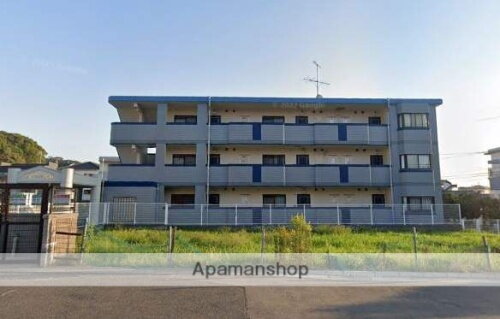 福岡県福岡市東区香椎駅東４丁目 3階建 築31年2ヶ月